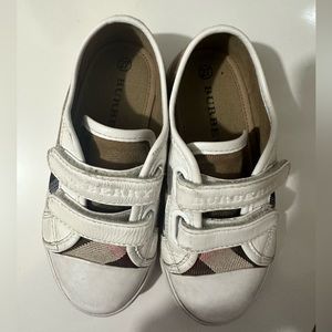 Burberry kids shoes